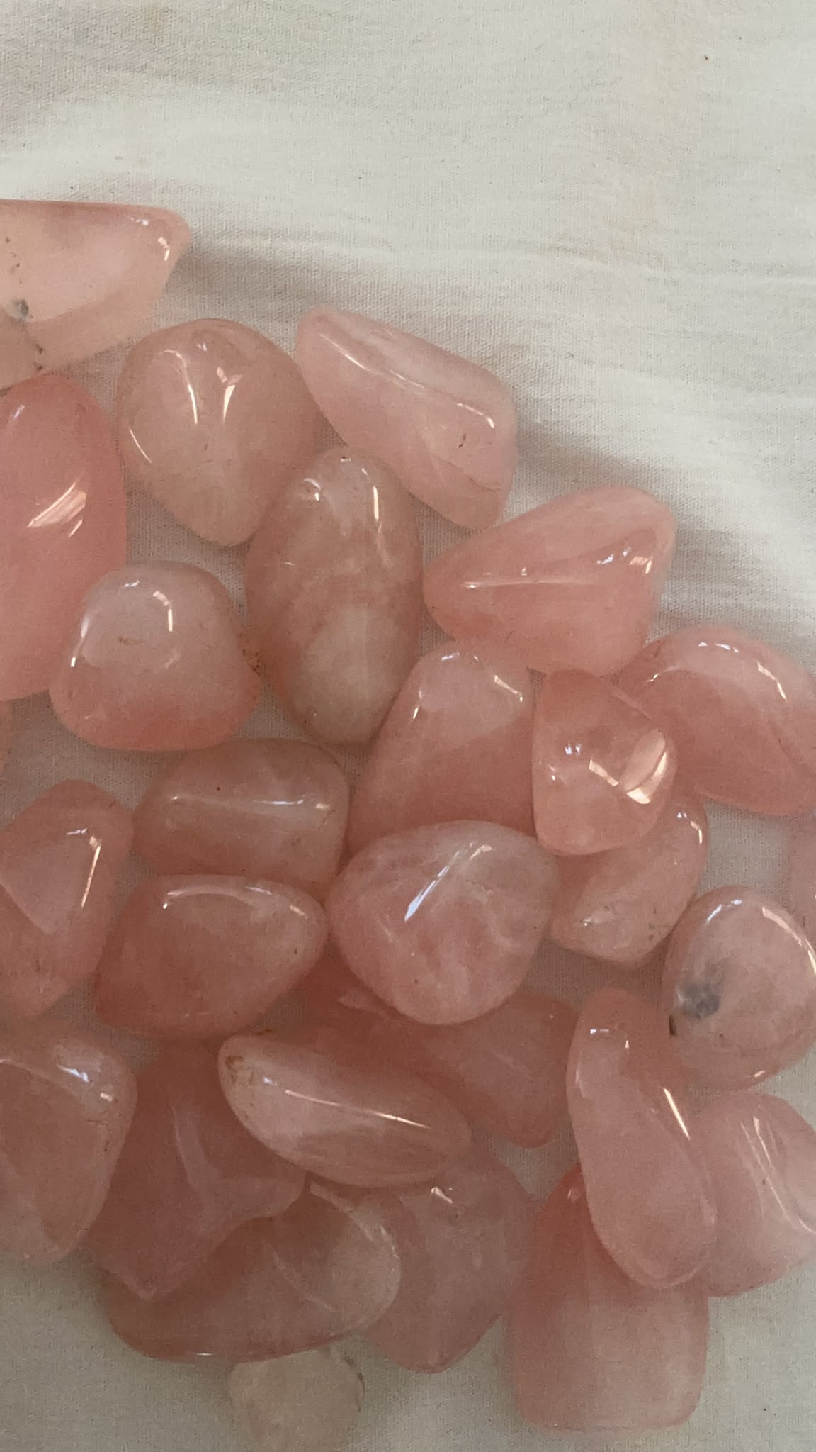 Quartz Rose — La Pierre de l'Amour Universel