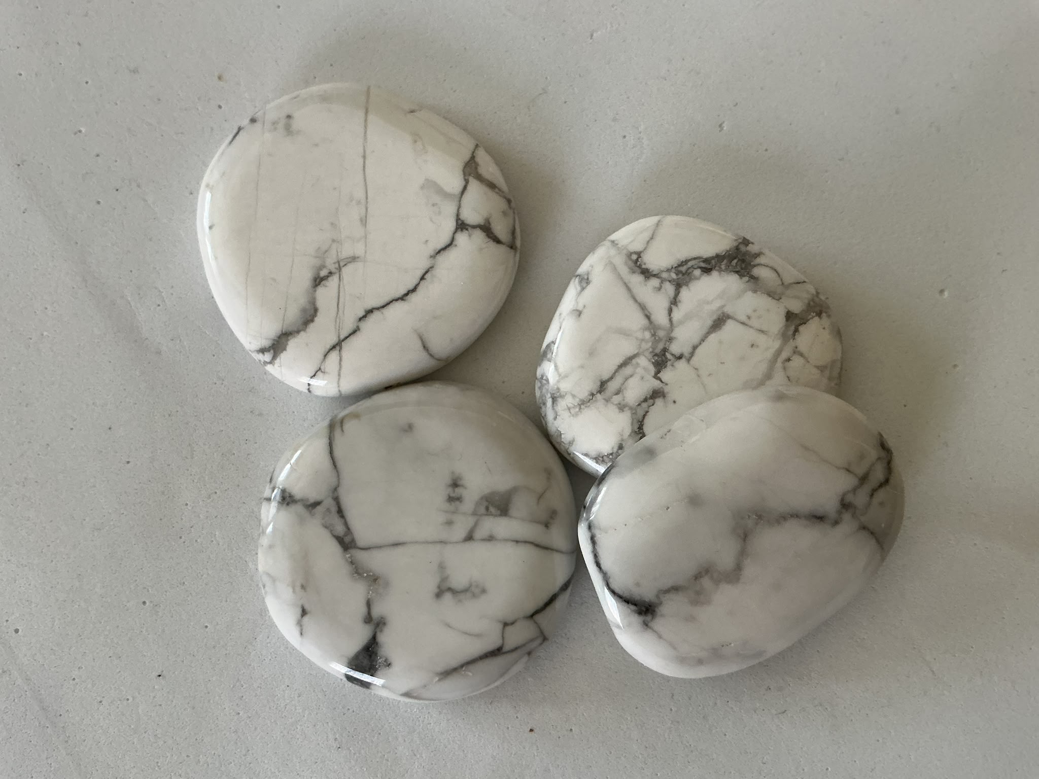 Howlite