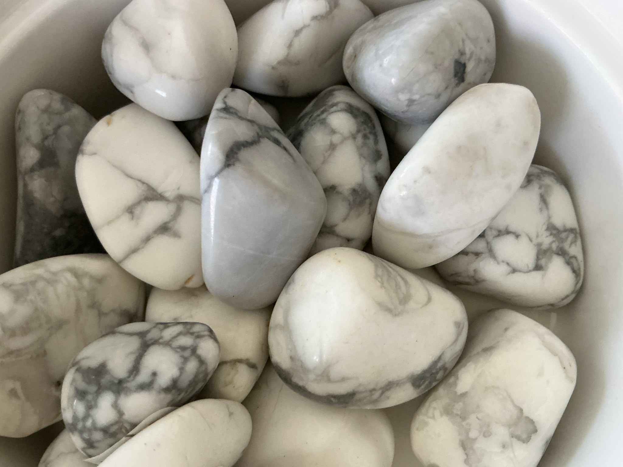 Howlite